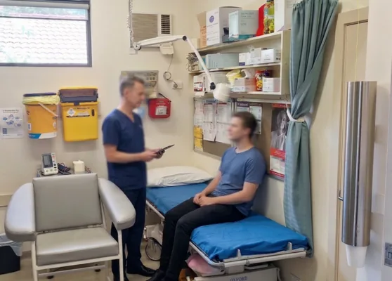 A nurse with a patient at Balwyn Health Care